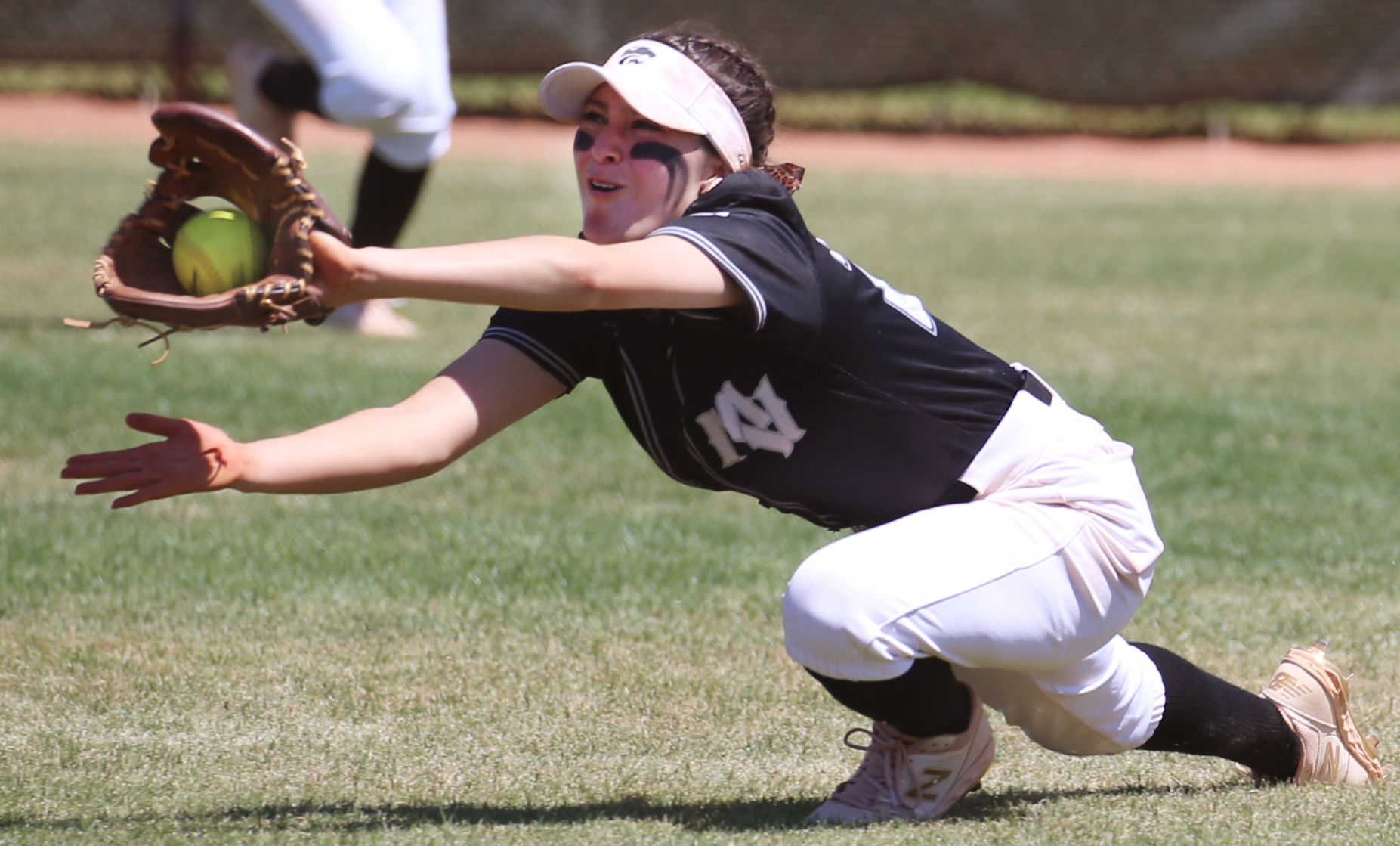 No. 7 Mountain View 3, No. 3 Ironwood Ridge 7, state softball playoffs